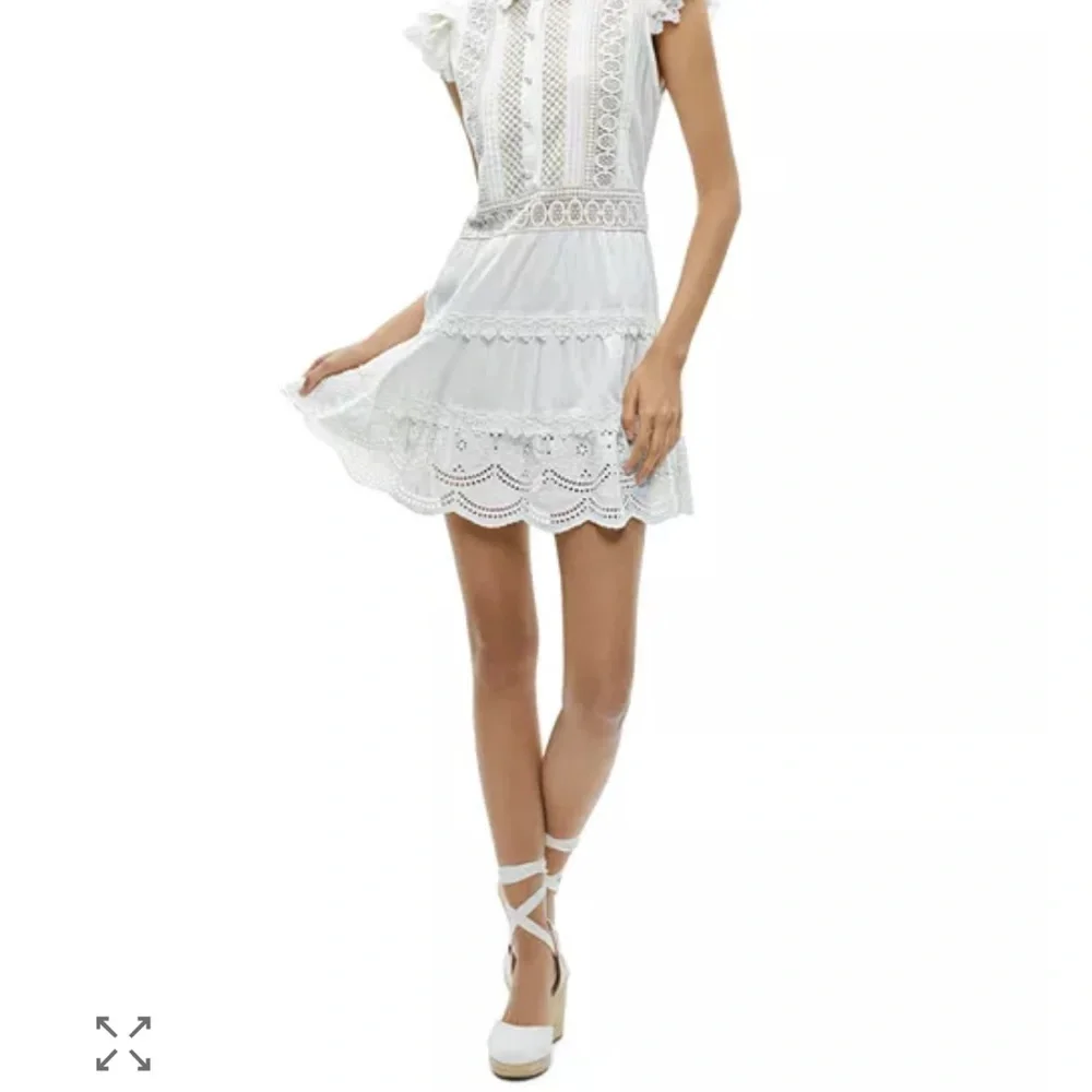 Alice + Olivia White Embroidered Ruffle Sleeve Dress - Picture 2 of 6